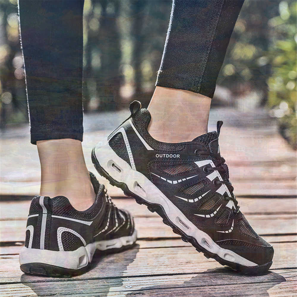 Sumer Round Tip Silver Sneaker - Men Shoes White Colour 评论和价格